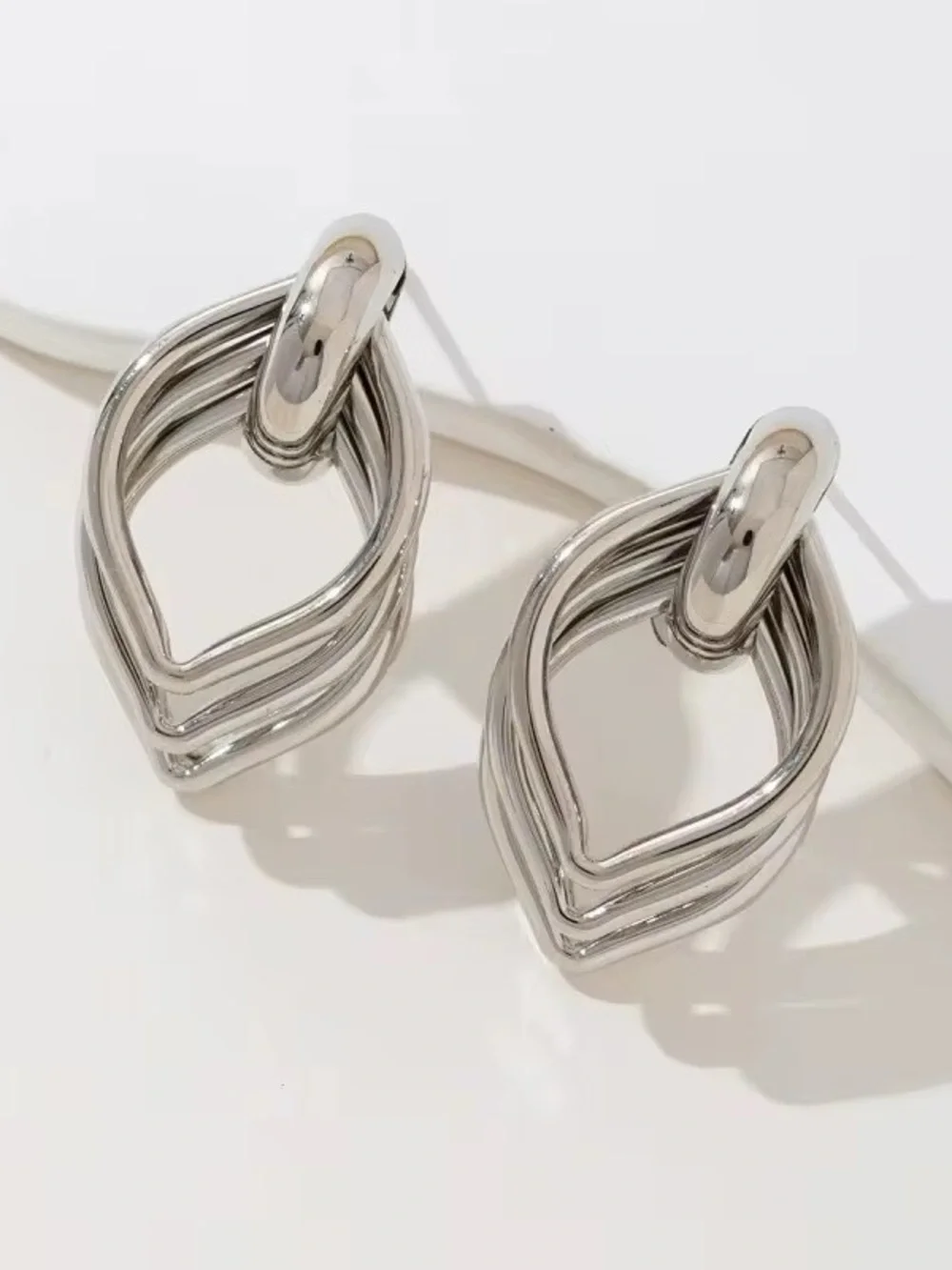 ***Exquisite  Gold Layered Teardrop Hoop Earrings